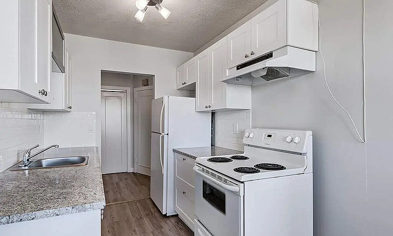 Modern Apartments Wi...