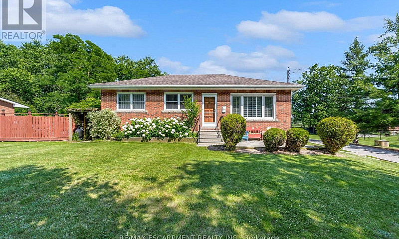 1065 Woodburn Road H...