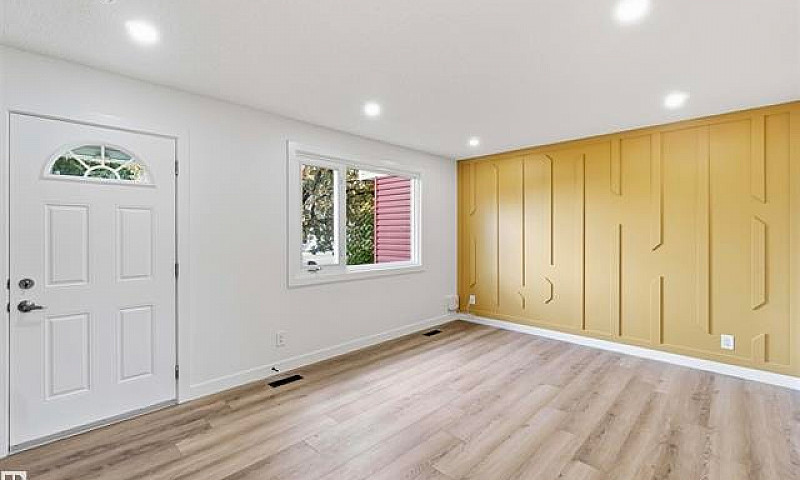 Fully Renovated 3 Be...