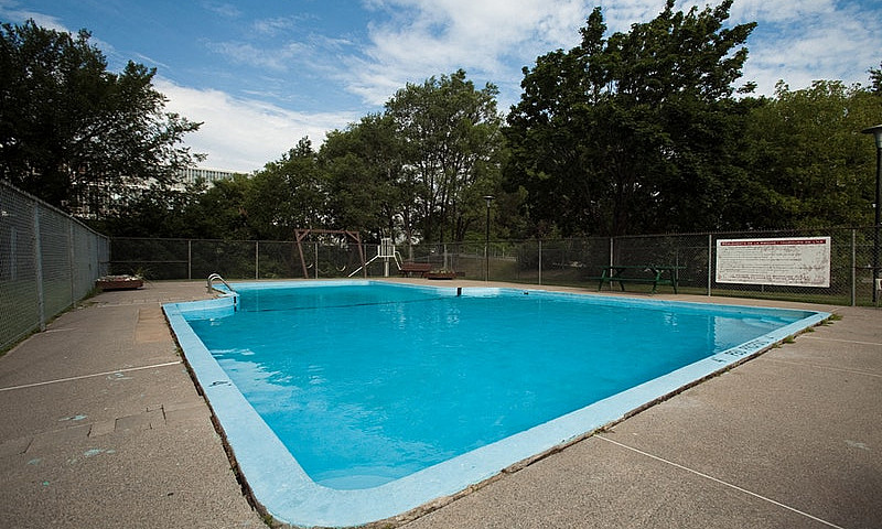 Apartment For Rent: ...