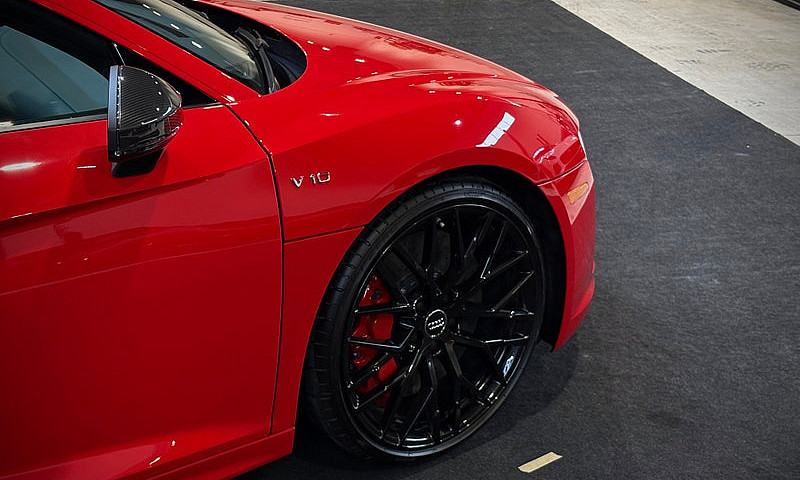 2018 Audi R8 Coupe...
