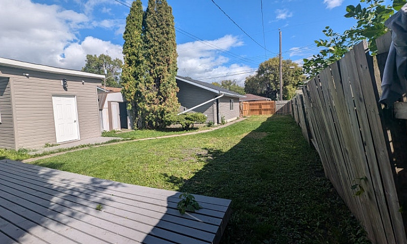 Fully Renovated. Mai...