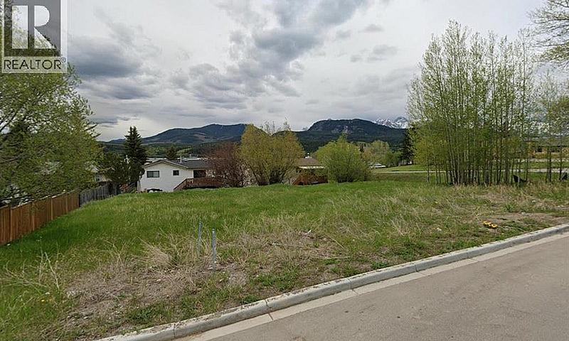 8602 24 Avenue Colem...