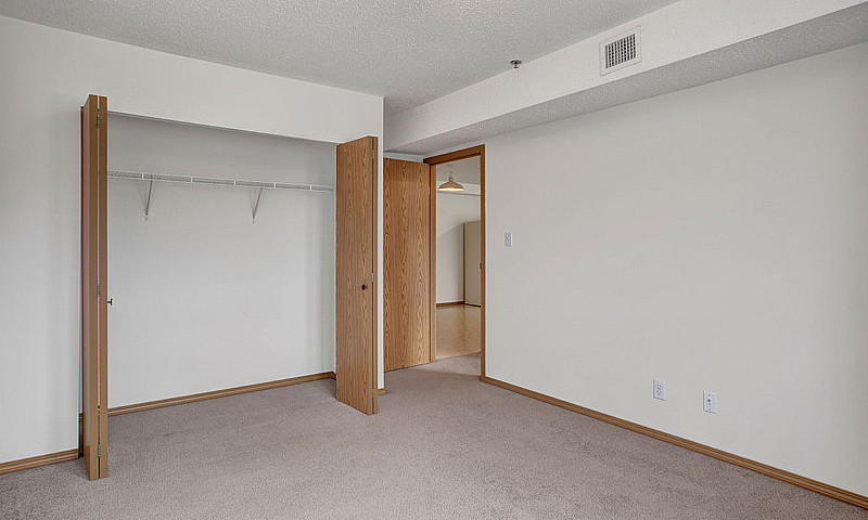 2 Bed X 1 Bath Apart...