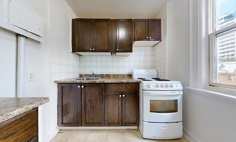 Bold Street Apartmen...