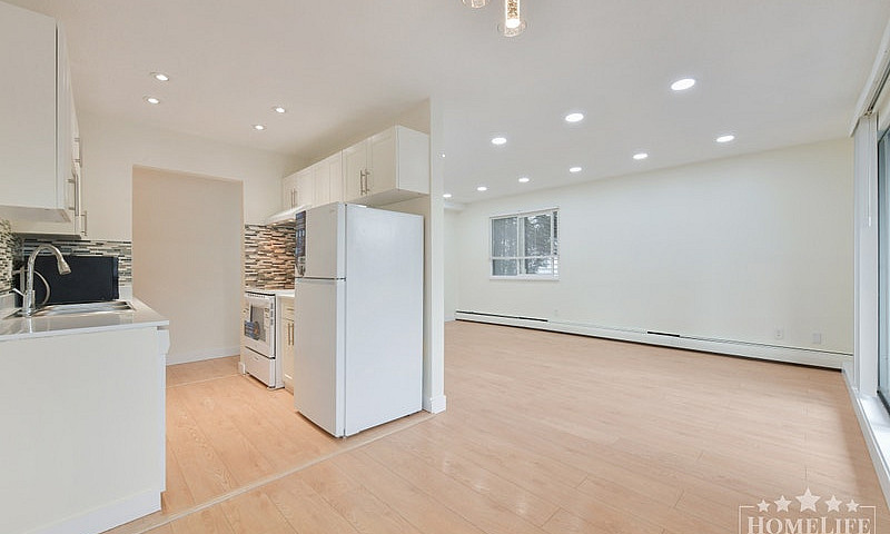 Fully Renovated 2 Be...