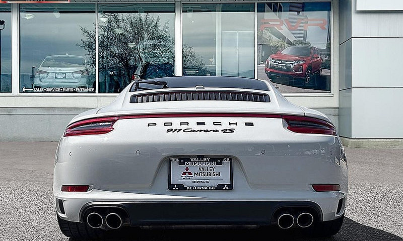2017 Porsche 911 2Dr...