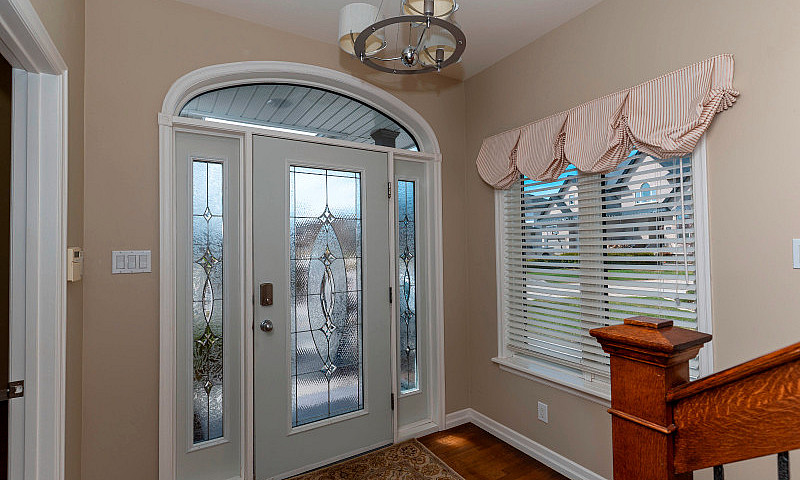 356 Fairbrooke Cres ...