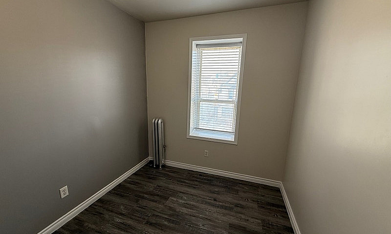 480 Langside - 2 Br ...
