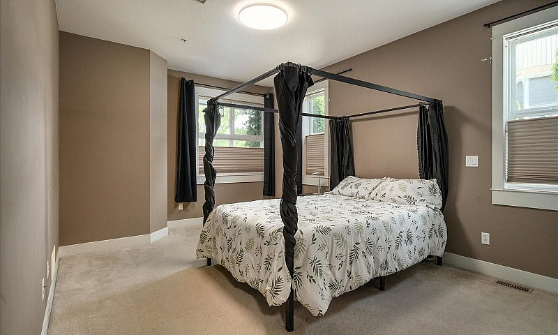 3 Bedroom 3 Bathroom...