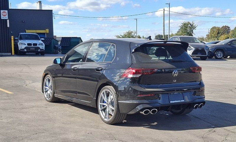 2024 Volkswagen Golf...