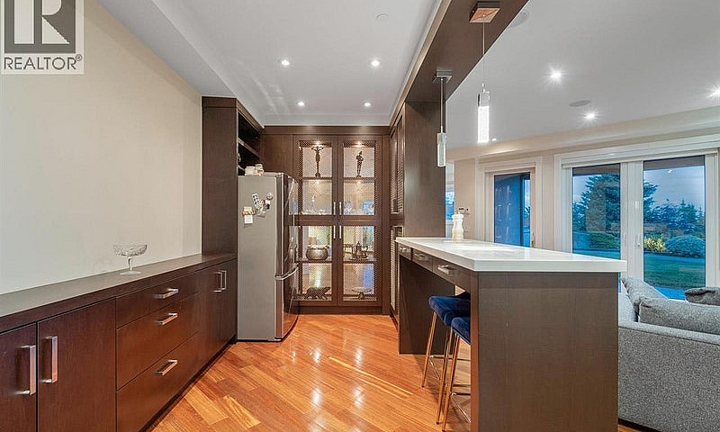 1355 Whitby Road Wes...