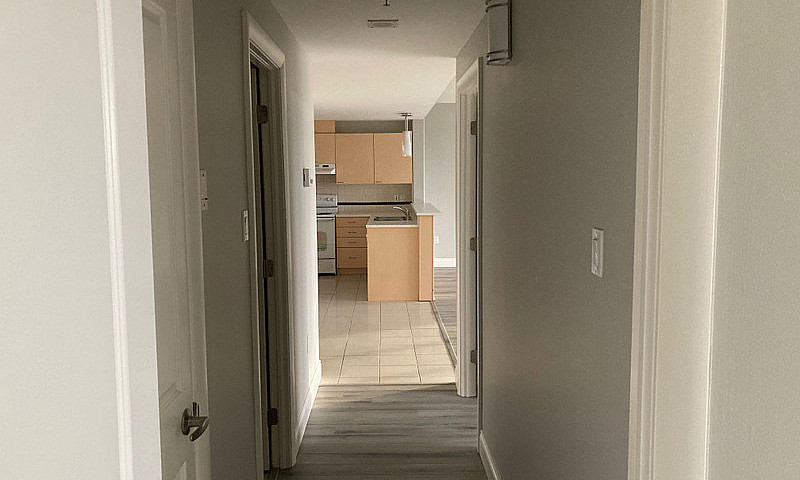 Wow - 2 Bedroom Near...