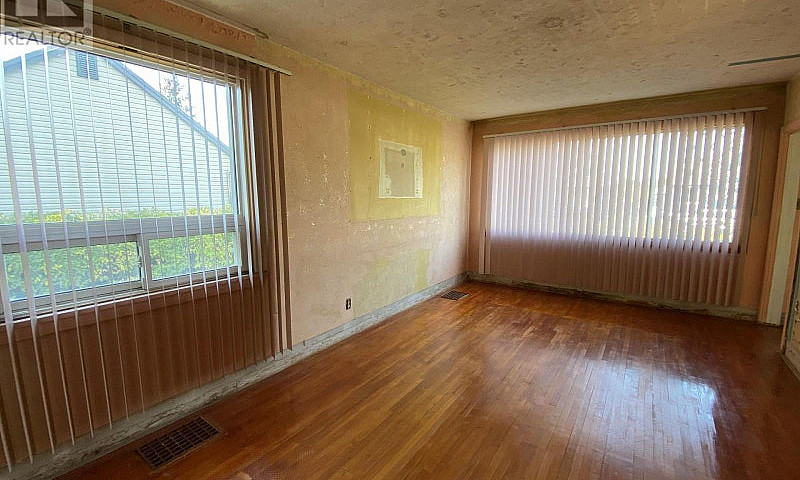 262 Empire Avenue Th...