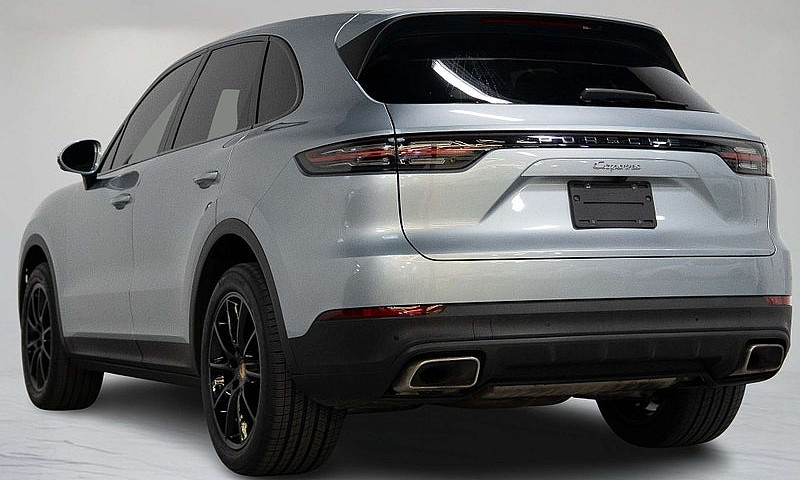 2021 Porsche Cayenne...