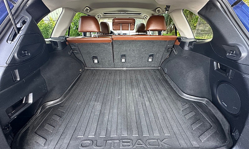 2017 Subaru Outback ...