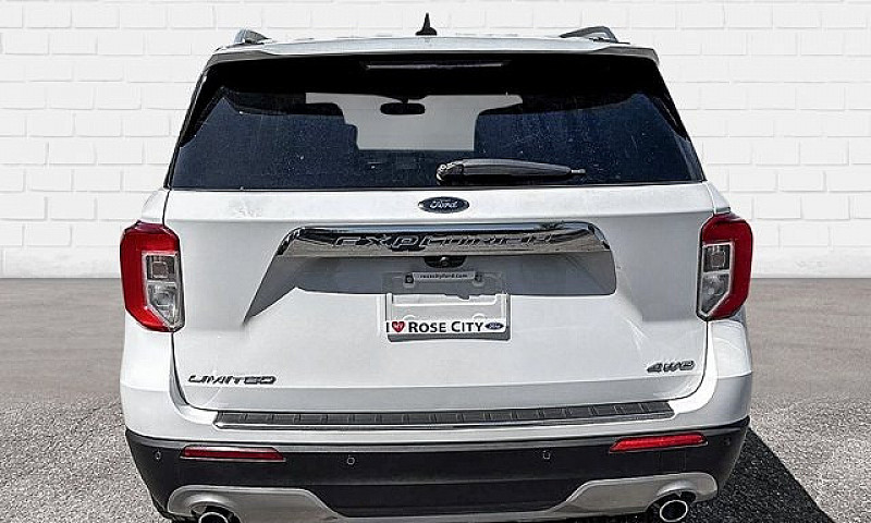 2023 Ford Explorer L...