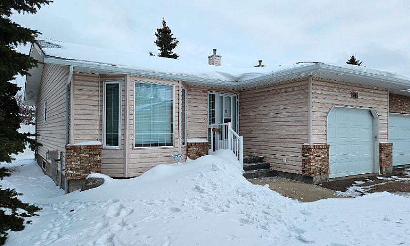 Beautiful Bungalow S...