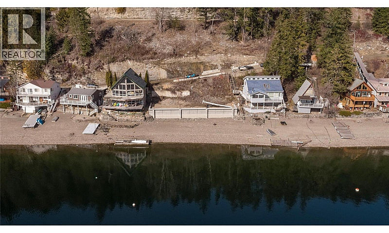 4780 Sunnybrae Canoe...