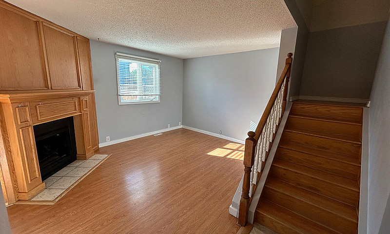 231 Athabasca Ave...