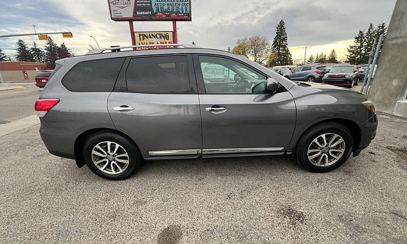 2015 Nissan Pathfind...