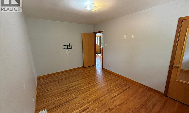 1201 Giffel Road Sar...