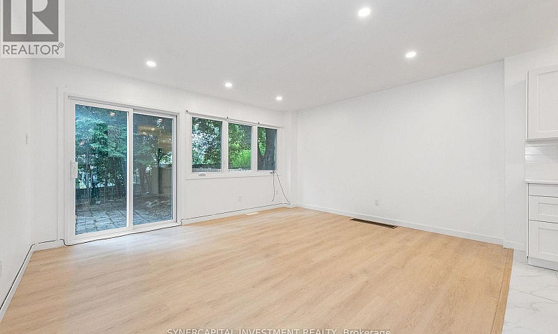 50 Tybalt Crescent O...