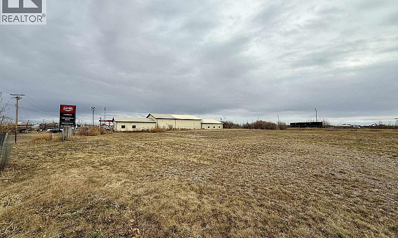 7405 100 Avenue Fort...