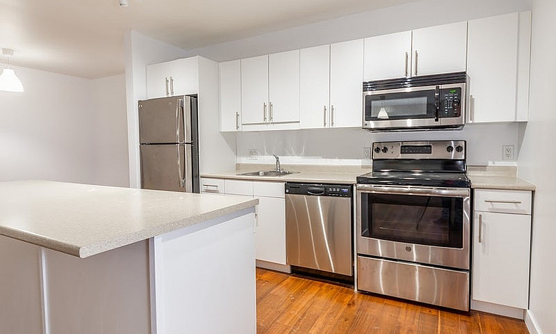 600 Mcmillan Ave- 1 ...