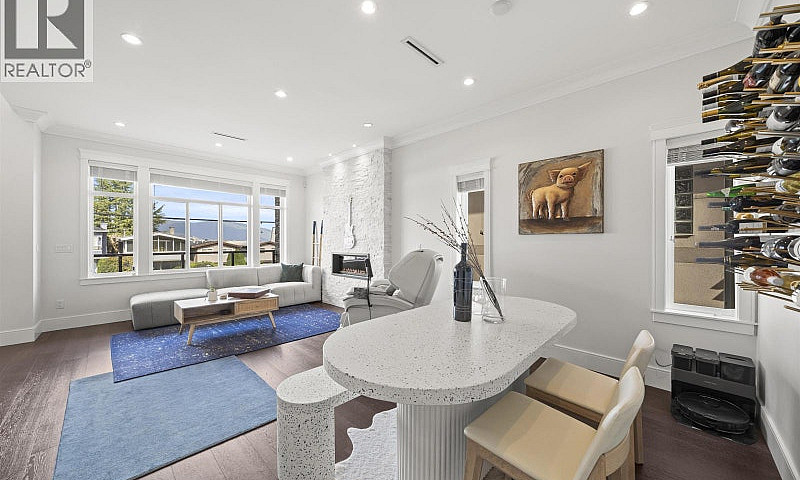 4758 Maitland Burnab...