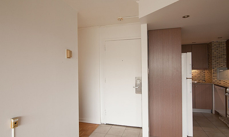 2 Bedroom Near Conco...