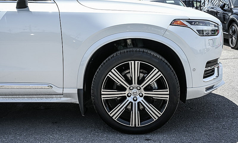 2025 Volvo Xc90...