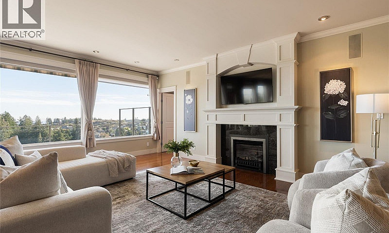 3387 Haida Dr Colwoo...