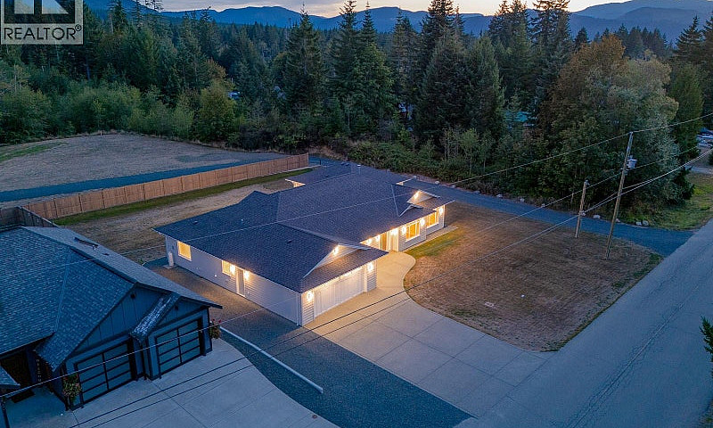 2780 Burde St Port A...