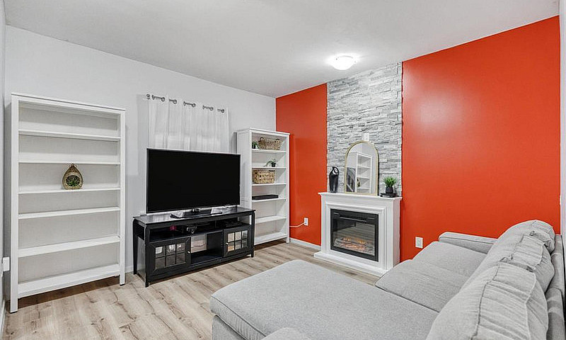 3-Bedroom House In P...