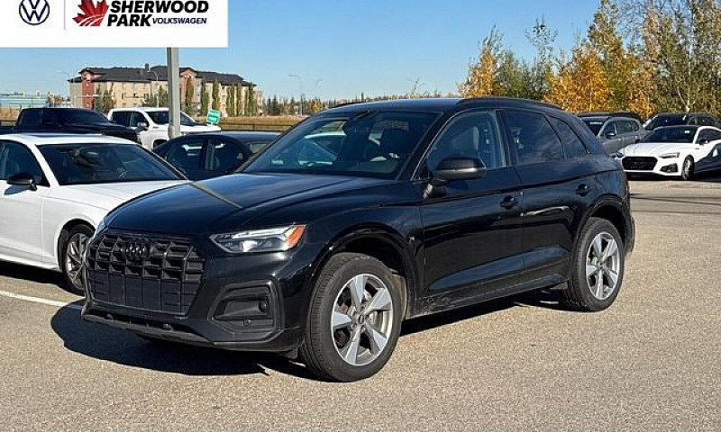 2023 Audi Q5 Komfort...