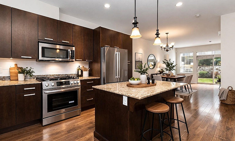 57 34248 King Road A...