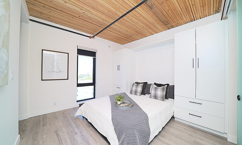 Pump East 2 Bedroom ...