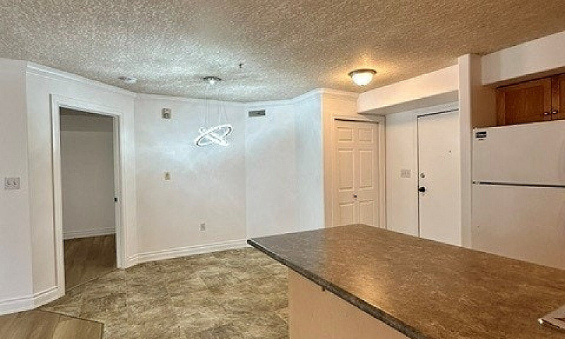Riverwalk Villas - R...