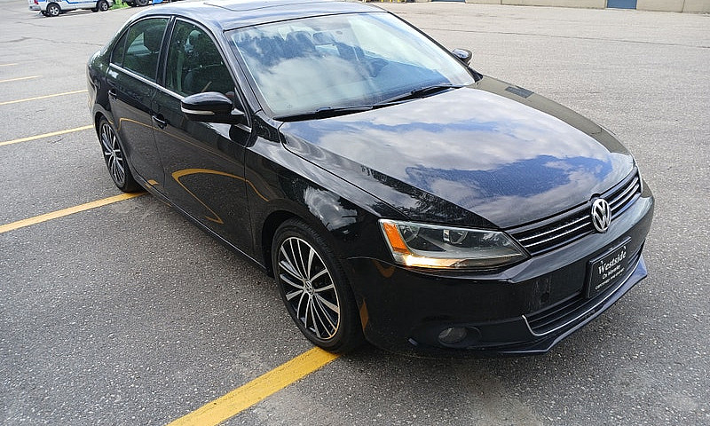 2014 Volkswagen Jett...