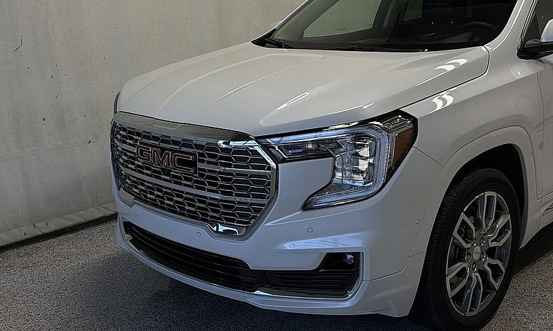 2024 Gmc Terrain Den...