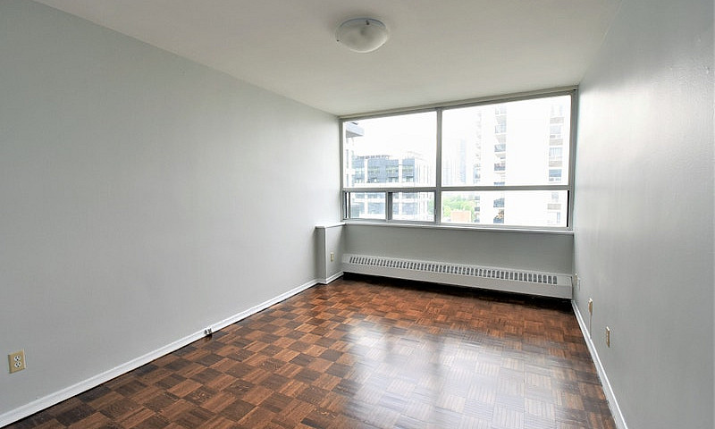 Renovated 2 Bedroom ...