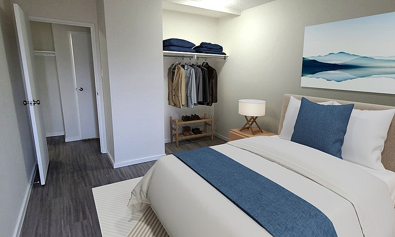 Rare 2 Bedroom! Wate...