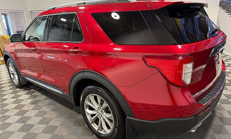 2020 Ford Explorer L...