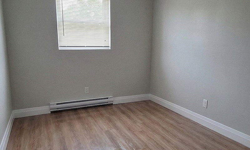 2 Bedroom In Sault S...