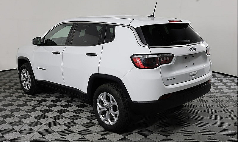 2025 Jeep Compass | ...