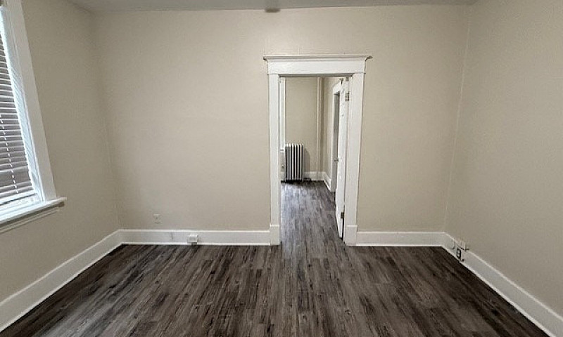 480 Langside - 1 Br ...