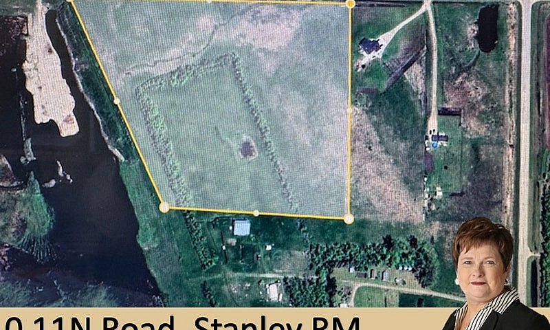 Acre Lot Near Morden...