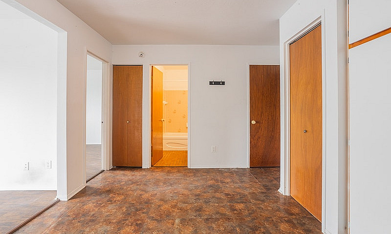 4 1/2, 2 Chambre, A ...