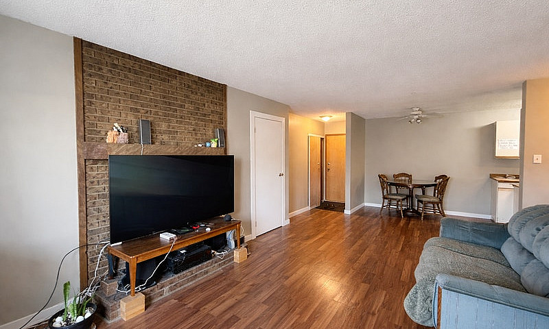 West Edmonton 2 Bed ...